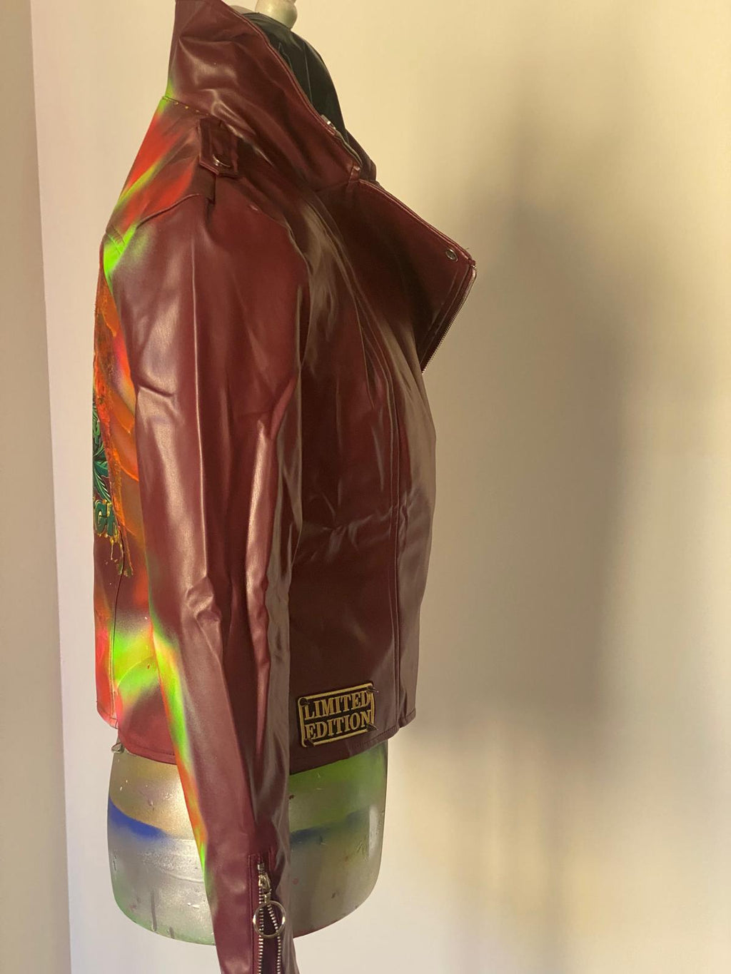 Giacca ecopelle elasticizzata color Vinaccia